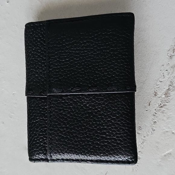 Tory Burch - Picture 2 of 3